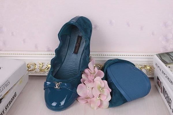 LV Shallow mouth flat shoes Women--006